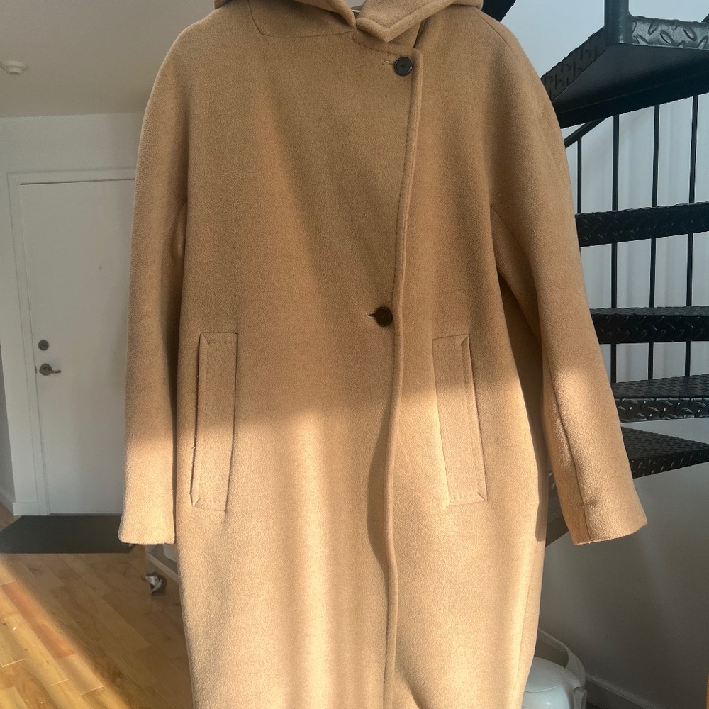 Wool coat: oversized hooded Babaton